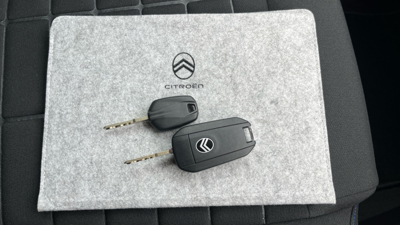 Citroen C3 1.2 Hybrid [110] Plus 5dr e-DCS6 Petrol Hatchback